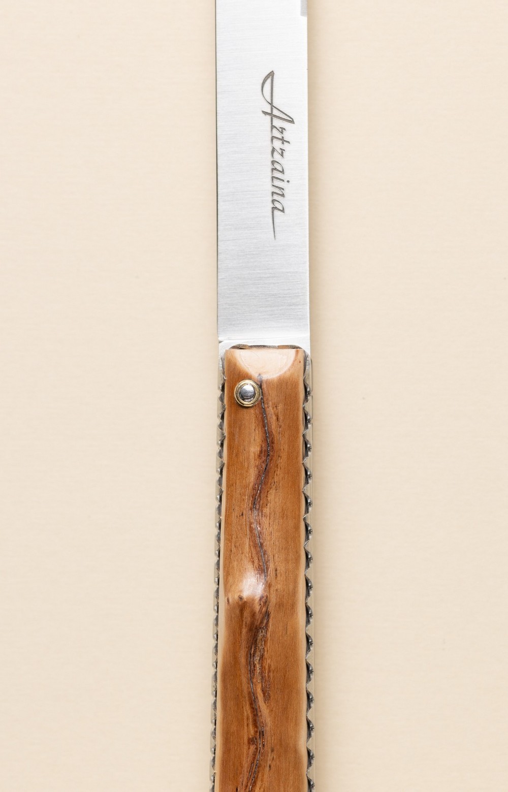 Artzaina, wooden authentic basque knife