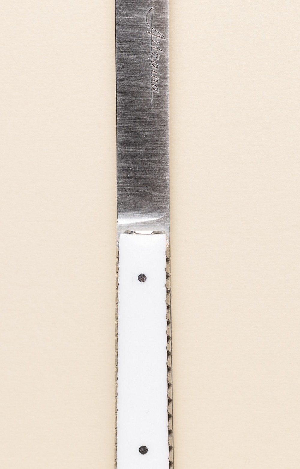 Artzaina, acrylic table knife