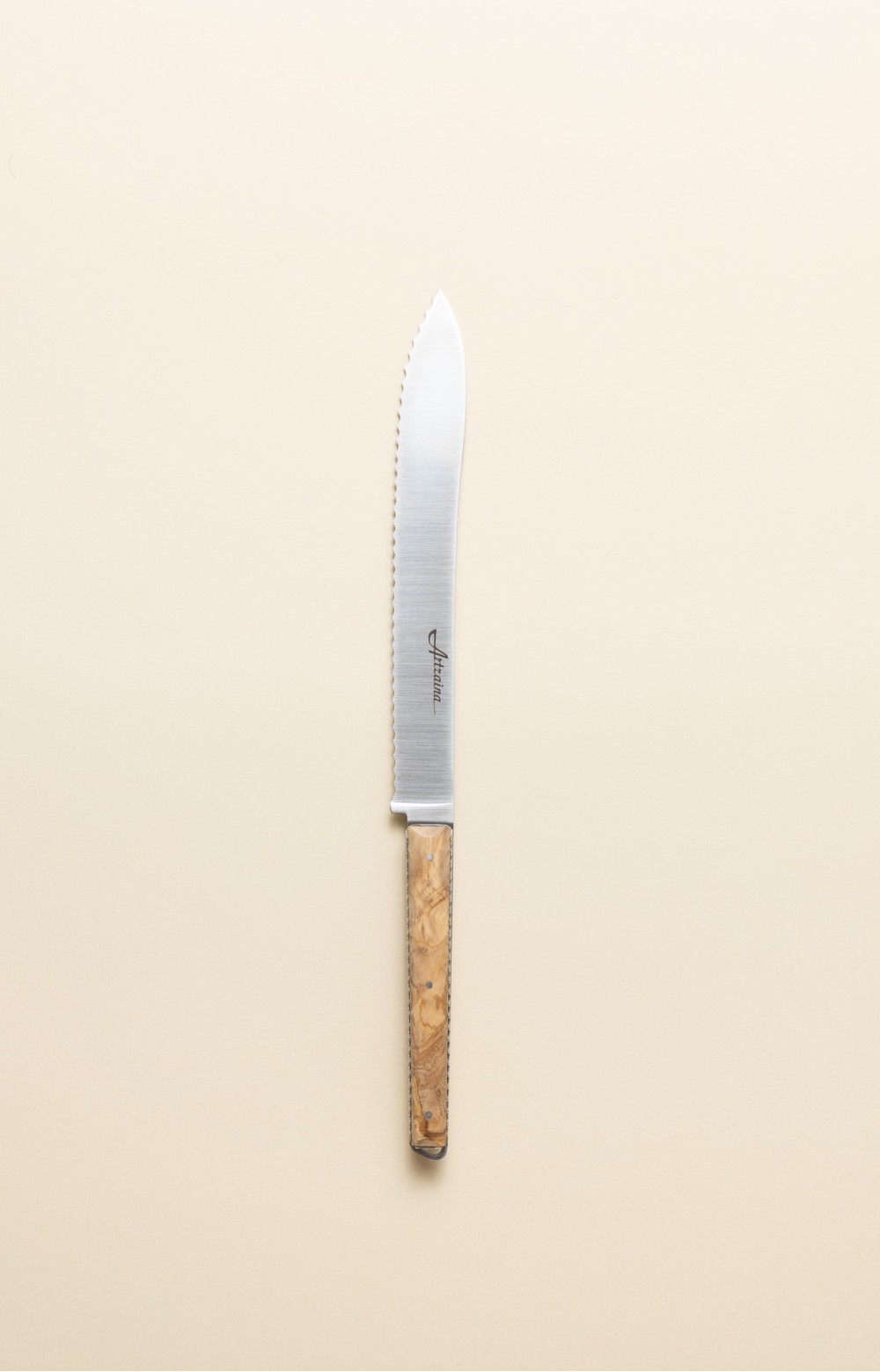 Artzaina, wooden bread knife